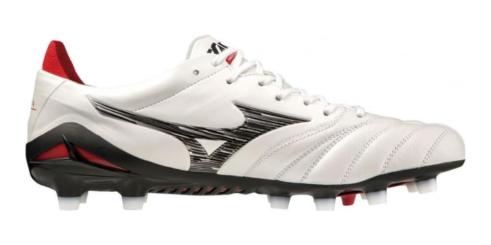 Player showcasing Mizuno performance cleats