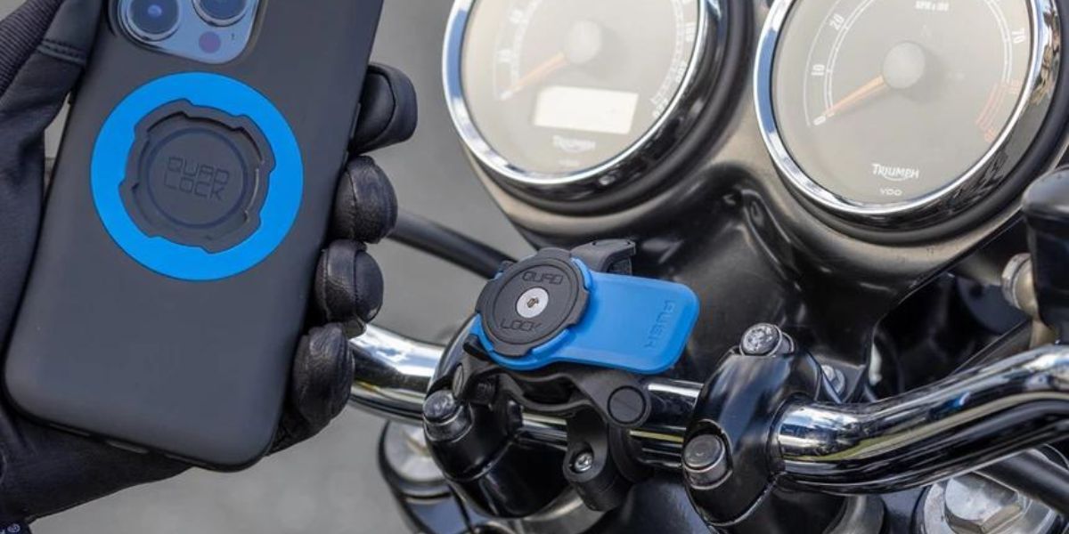 phone mount for motorcycles
