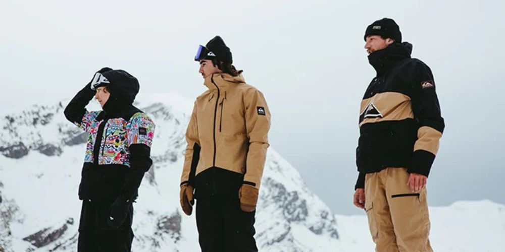 Ski jacket displayed on a mannequin in a store