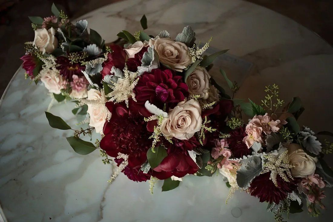 Colorful wedding flowers