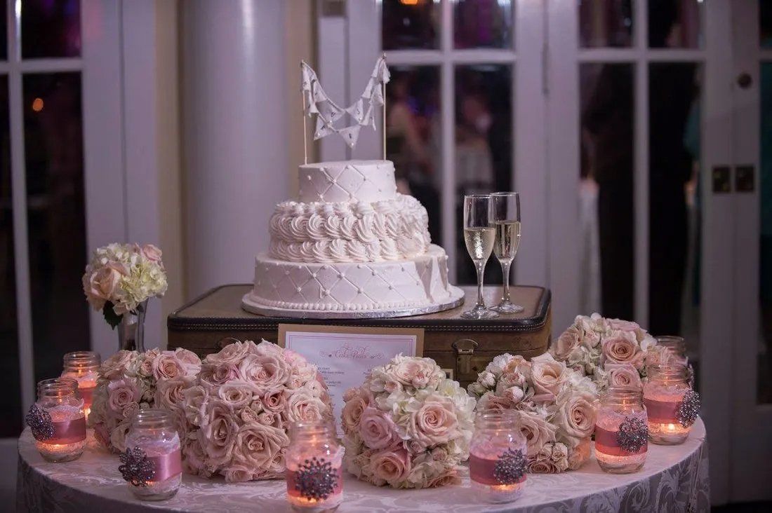 Jamie and jason wedding cake