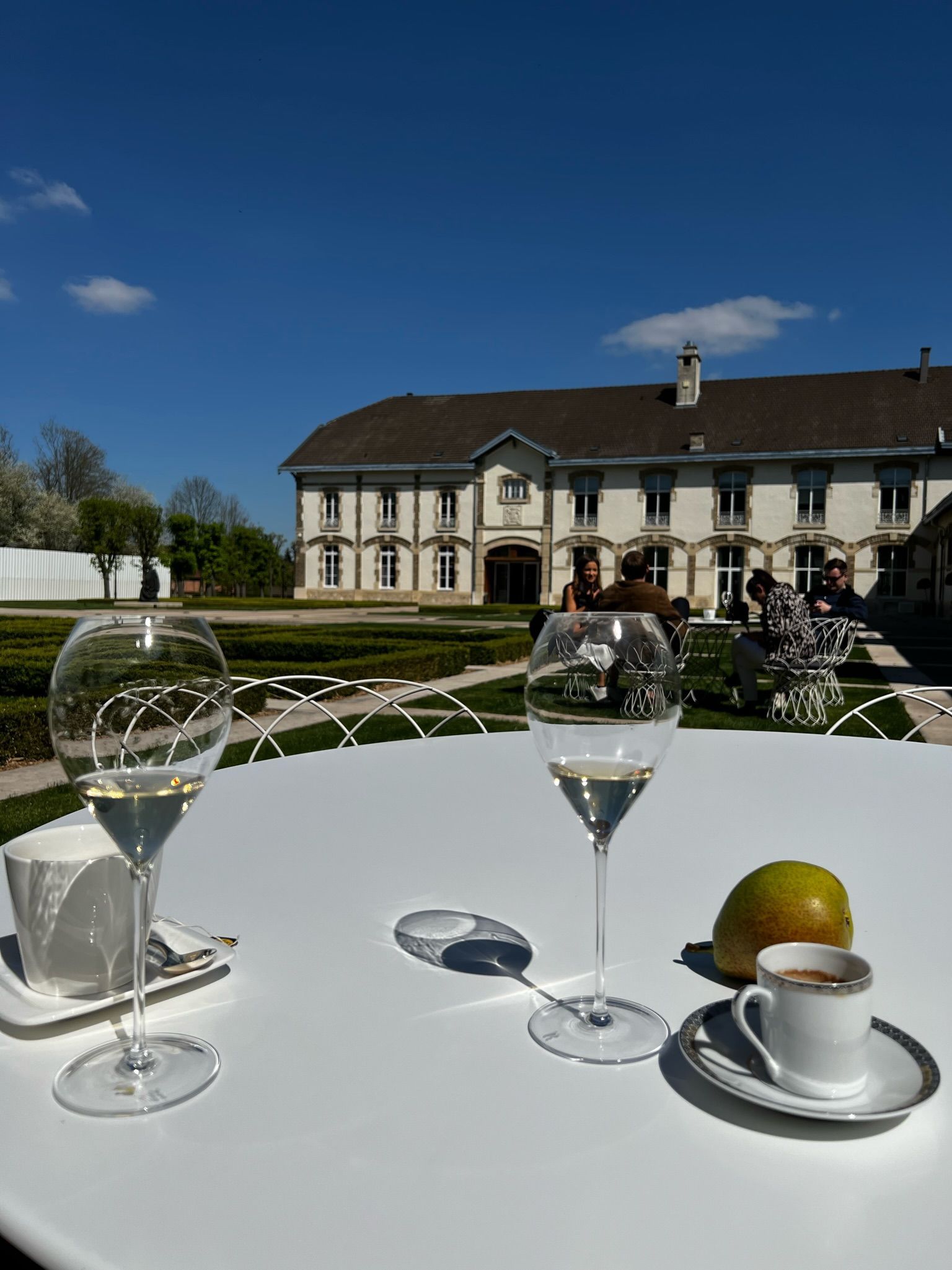 private champagne tasting in france.
