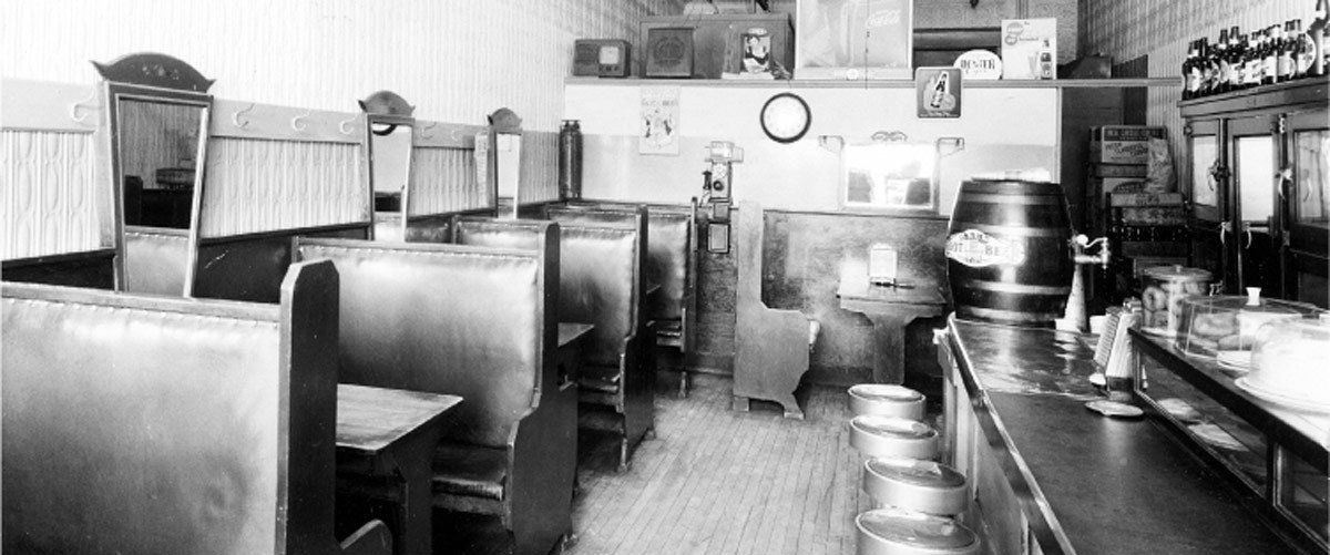 new-way-lunch-south-street-interior