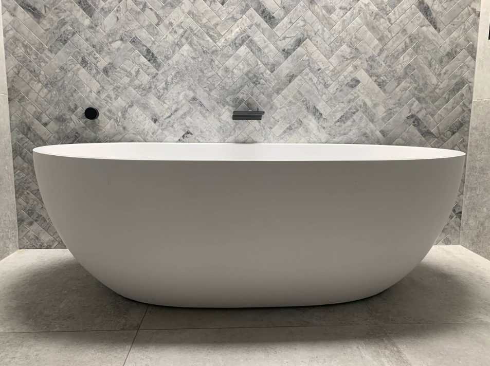 Bathtub recently renovated - Floor Tiling - PRO-LAY Wall and Floor Tiling, Central Coast, NSW