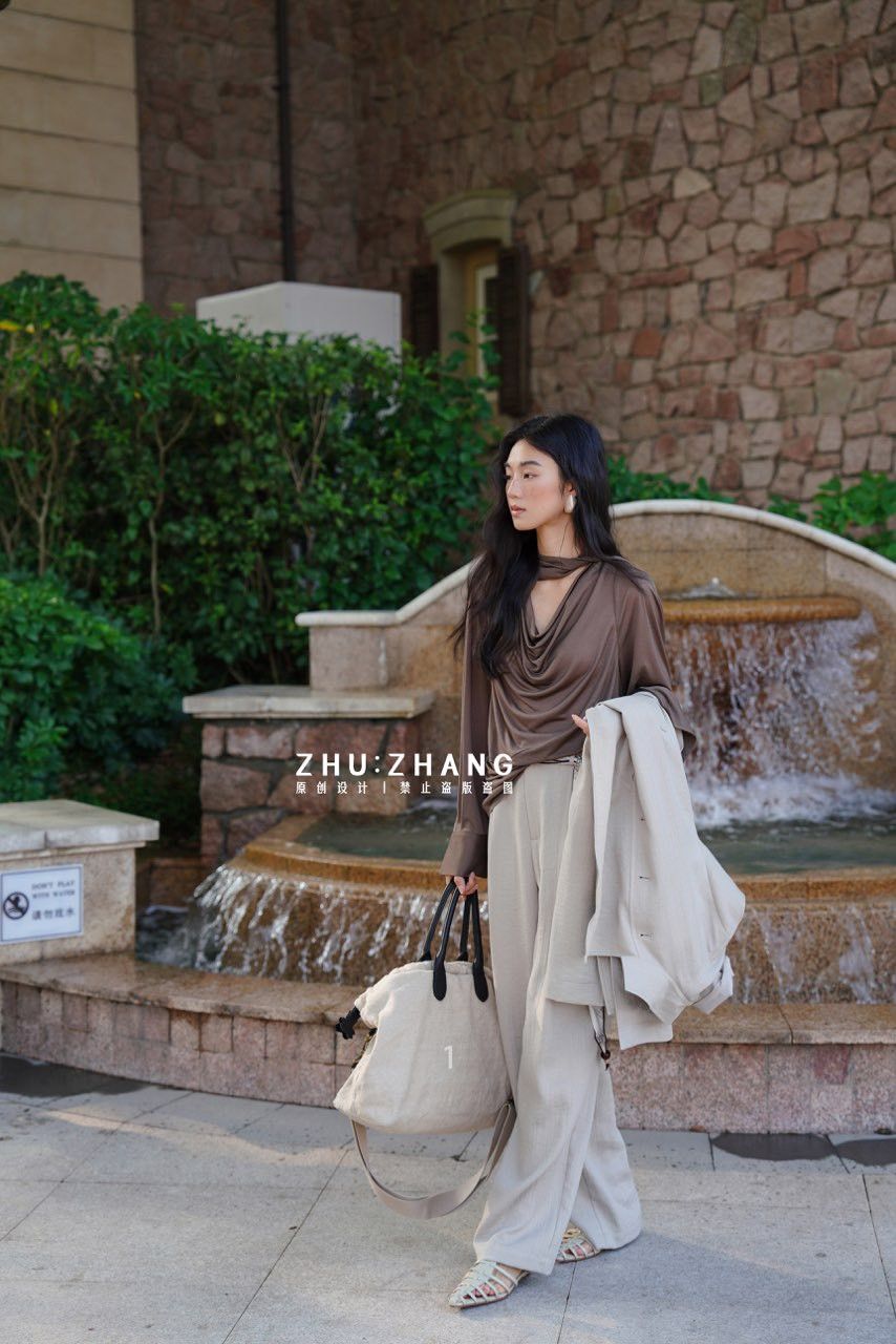 B071 垂墜感上衣