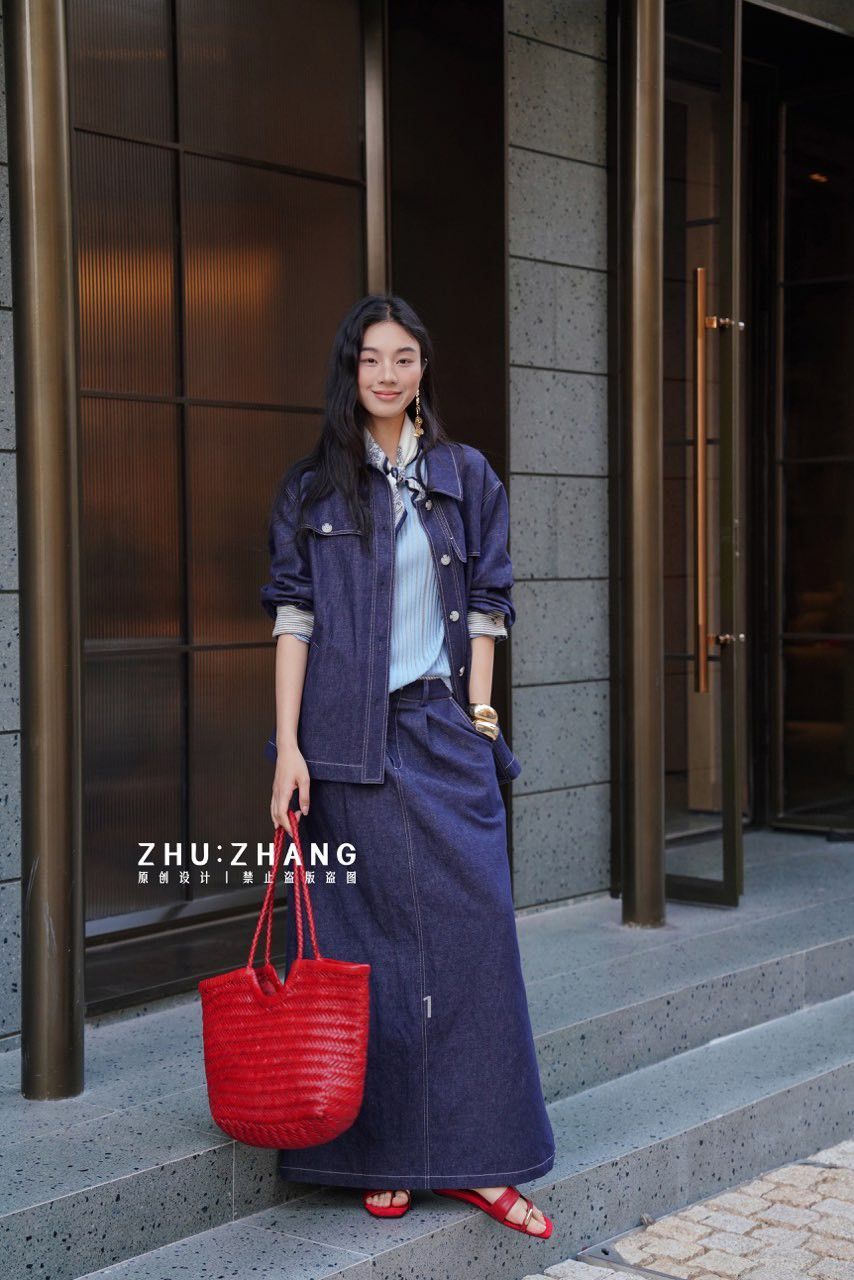 B073 牛仔外套（附腰帶）