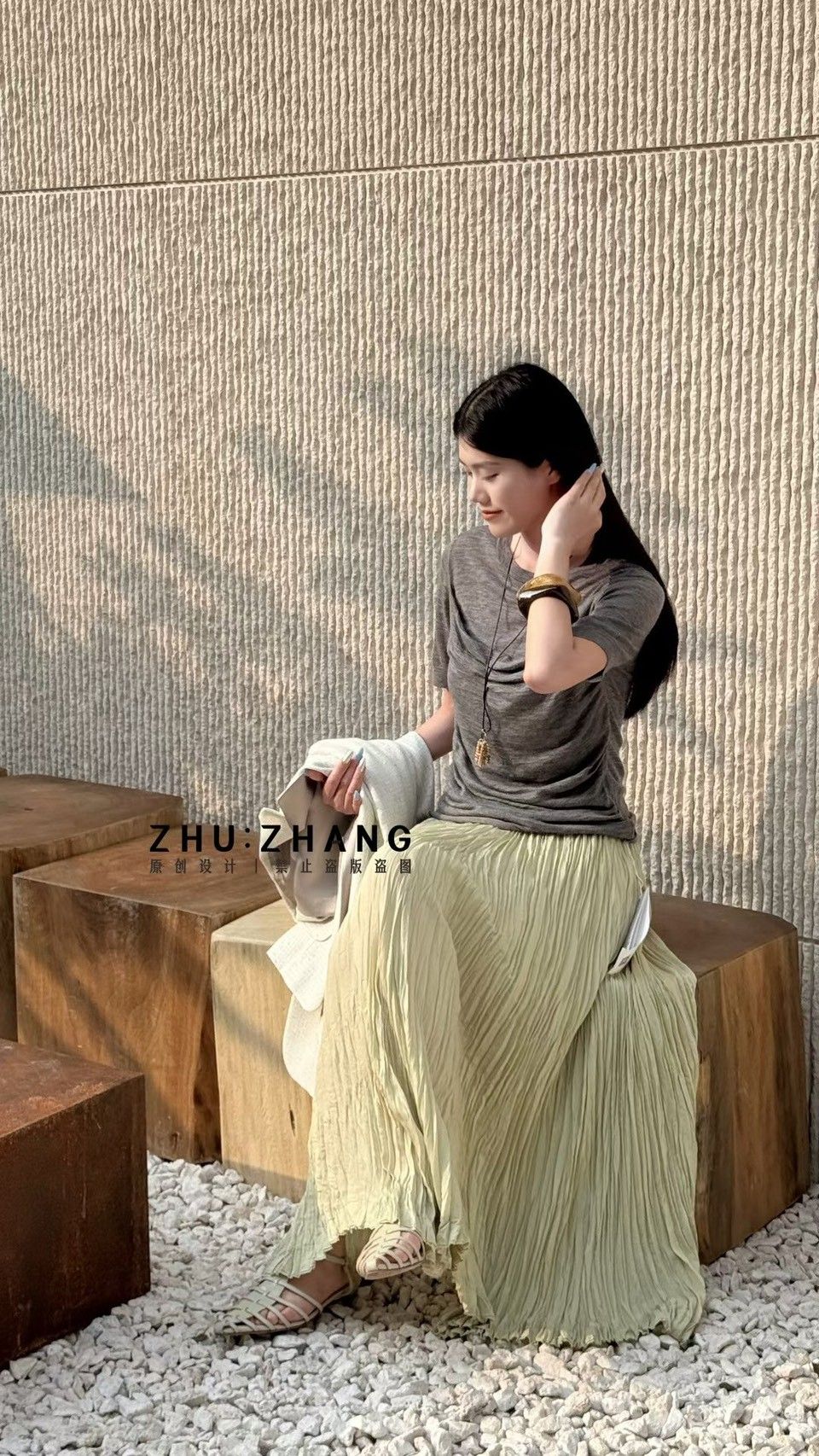 B078 壓褶長裙（ 後面鬆緊帶）