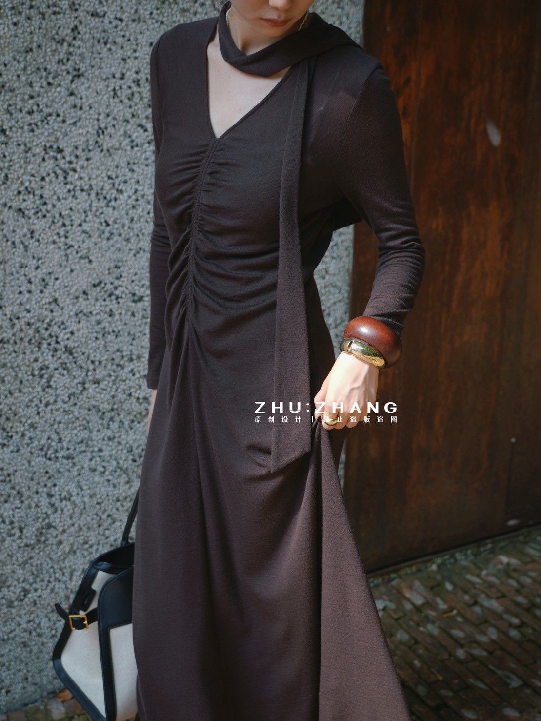 7折B035 皺感長洋裝