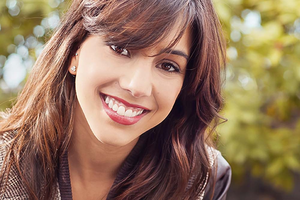 smiling woman with perfect white teeth