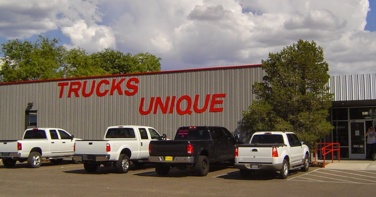 trucksunique.com logo