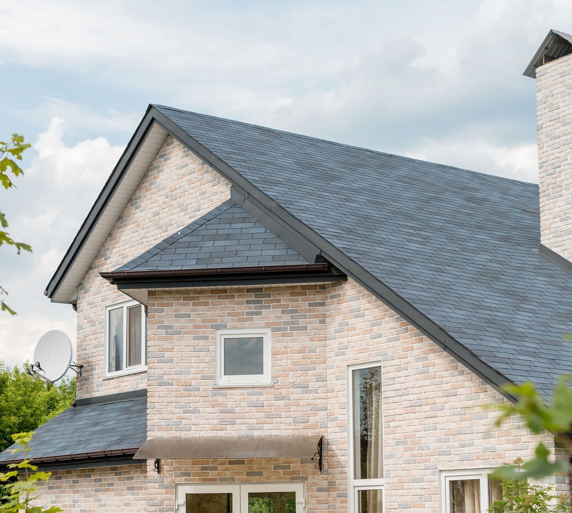 Elevate Your Home's Protection with Expert Roof Repairs from Chavez Enterprises in Fulton, MO.
