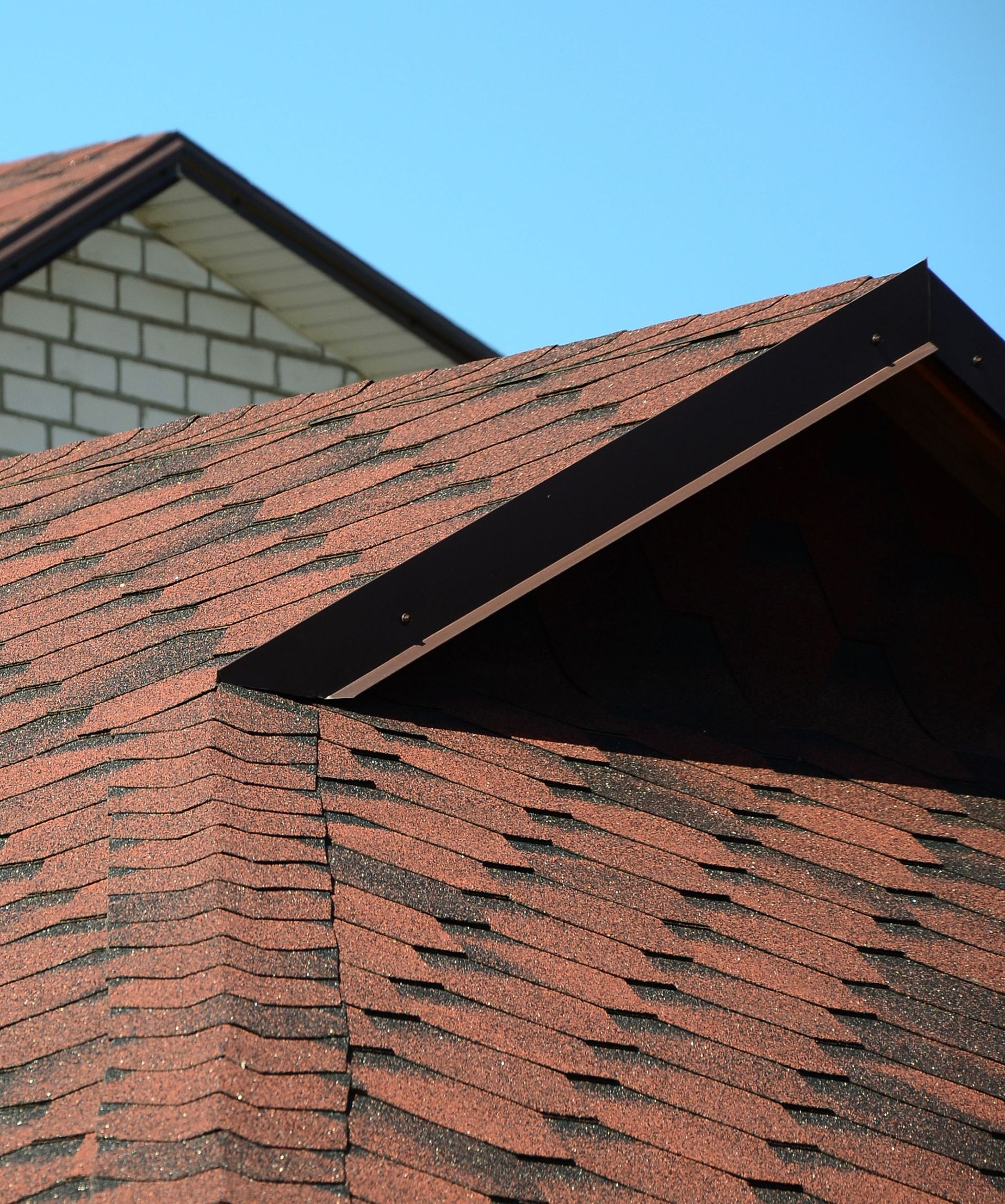 Transform Your Home With Top-Notch Roof Replacement Services by Chavez Enterprises in Fulton, MO.