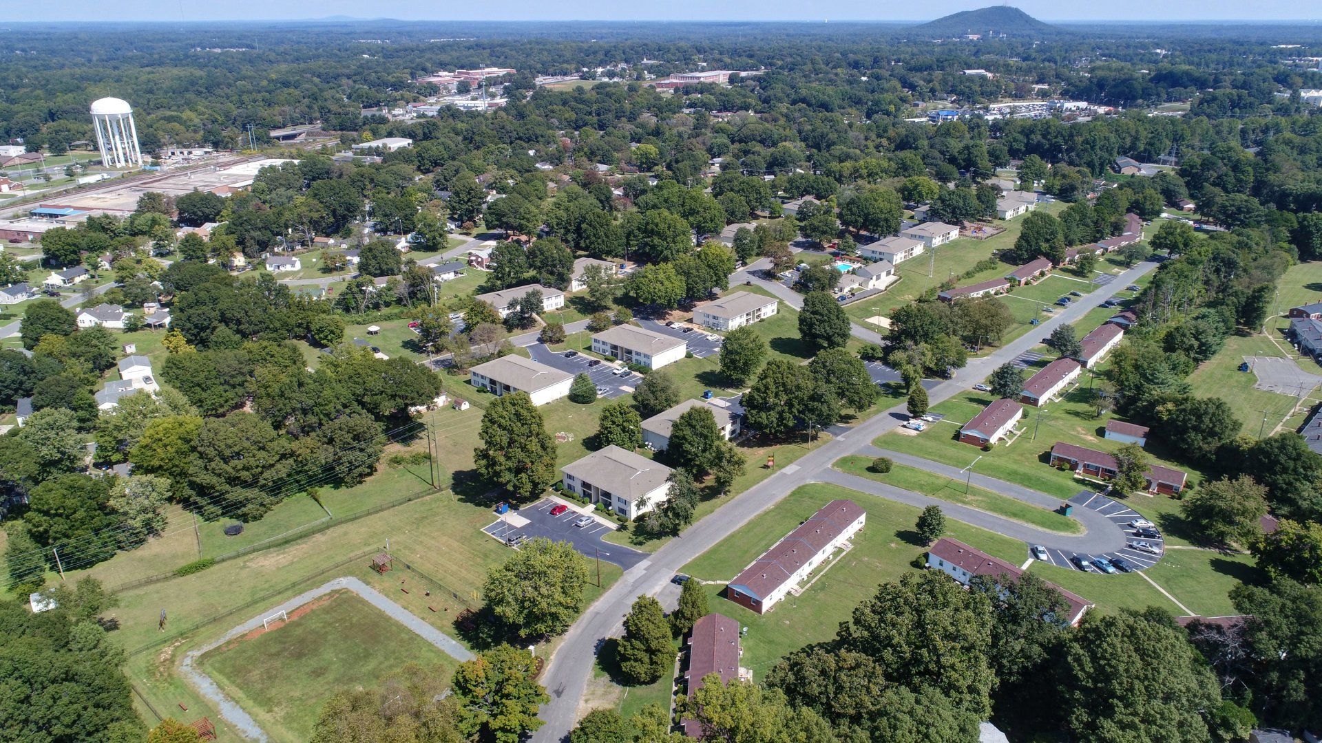 Oaks At Edgemont Exterior of Community