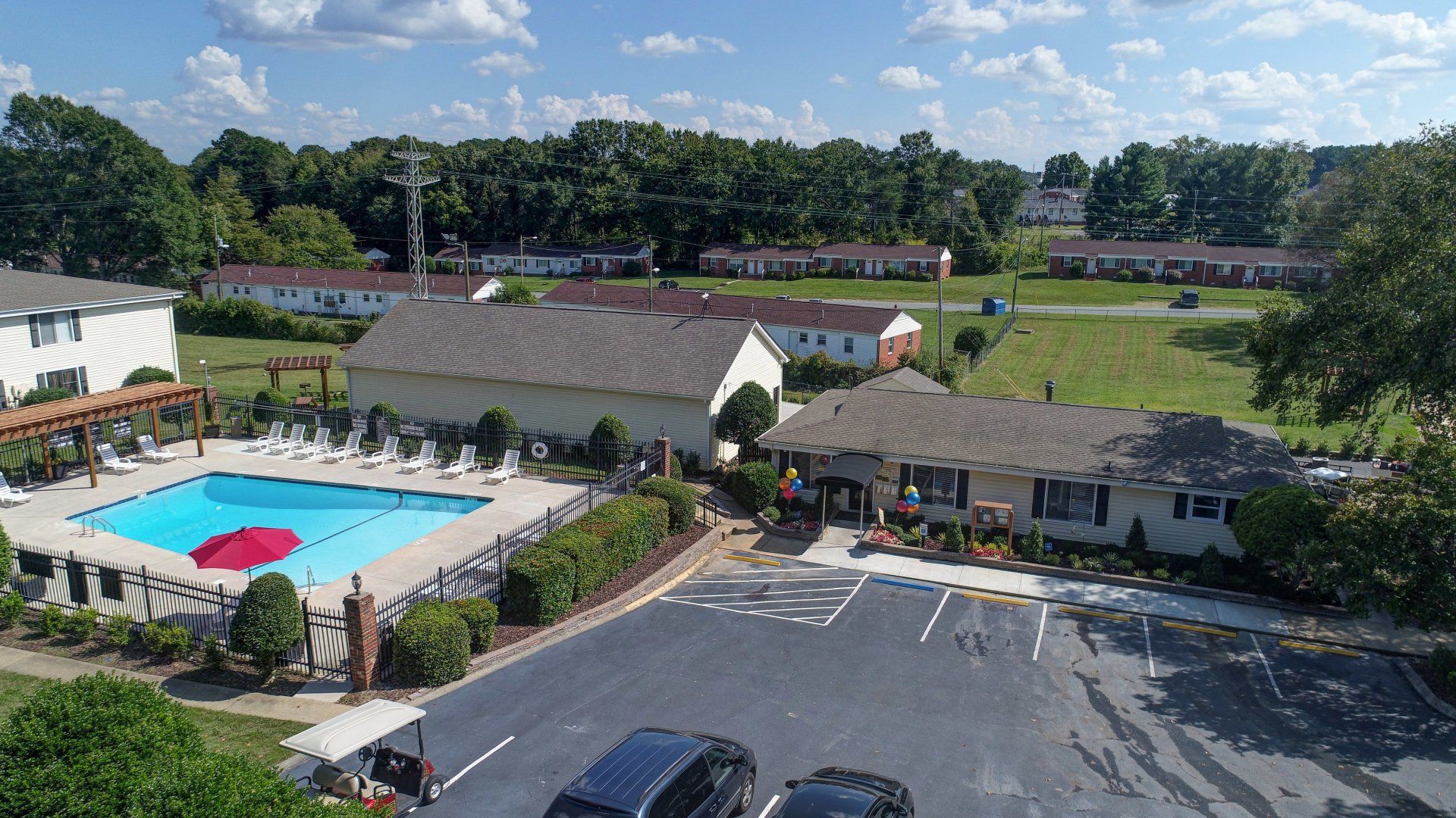 Oaks At Edgemont Exterior of Community