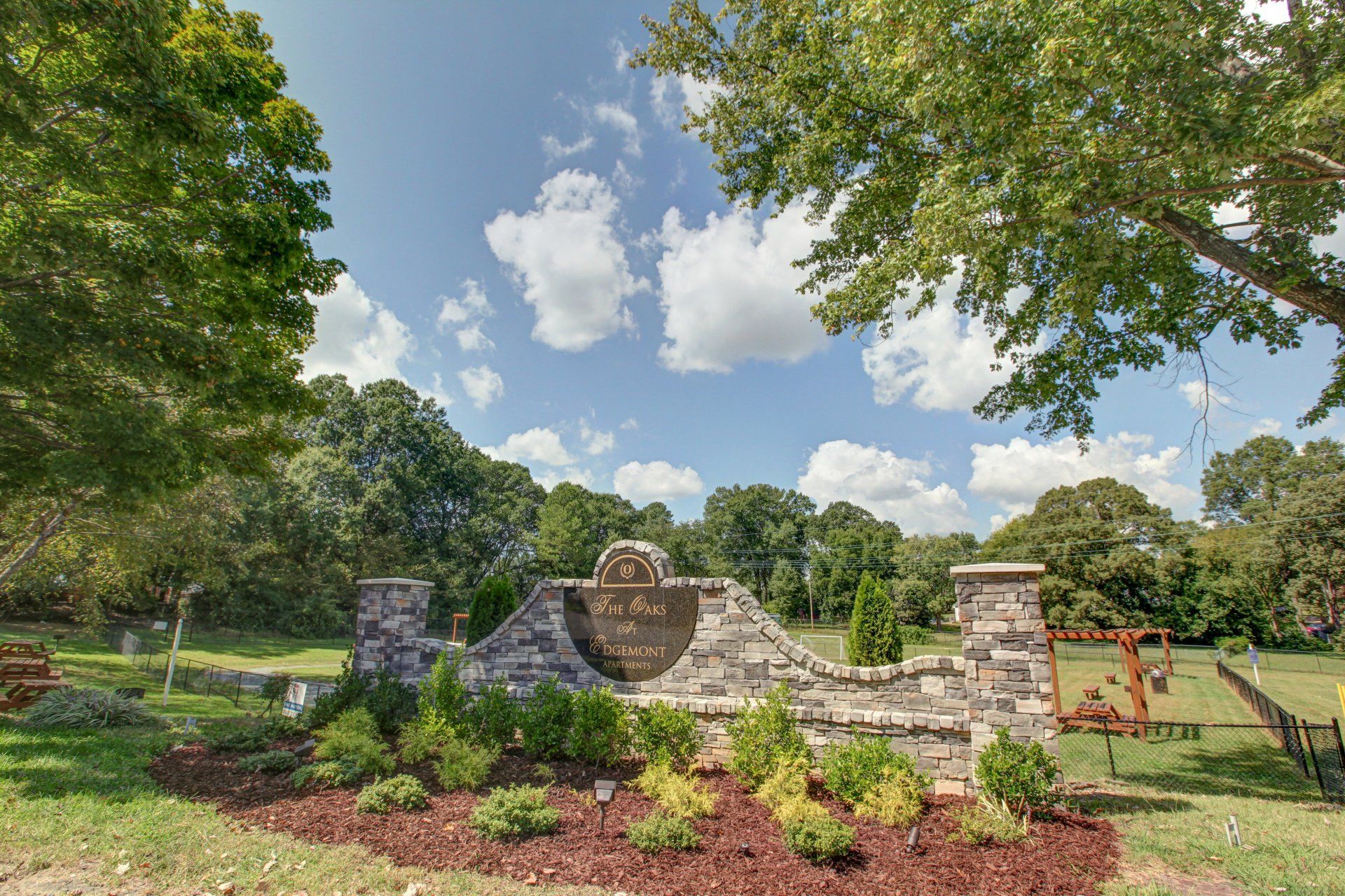 Oaks At Edgemont Exterior of Community