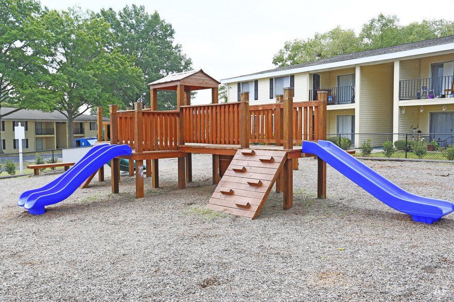 Oaks At Edgemont Exterior Amenity