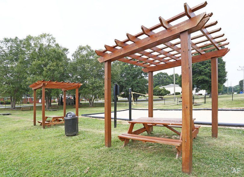 Oaks At Edgemont Exterior Amenity