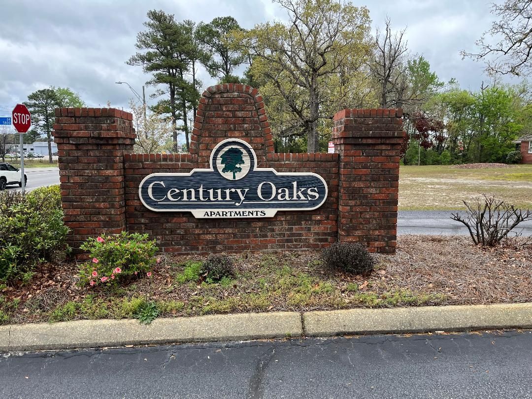 Home | Century Oaks Apartments | Fayetteville, NC