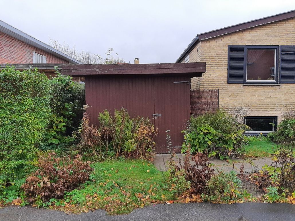 Brønshøj – Indkørsel/carport før og efter