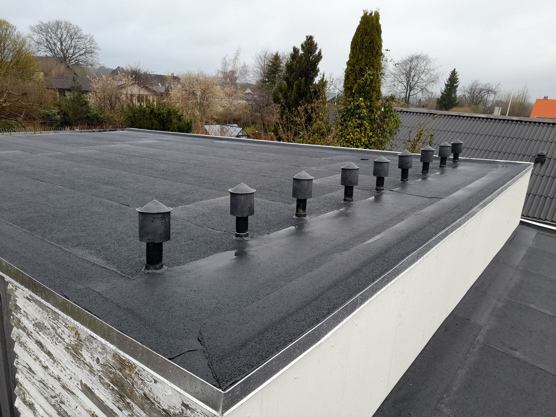 Farum – nyt gulvtæppe før og efter