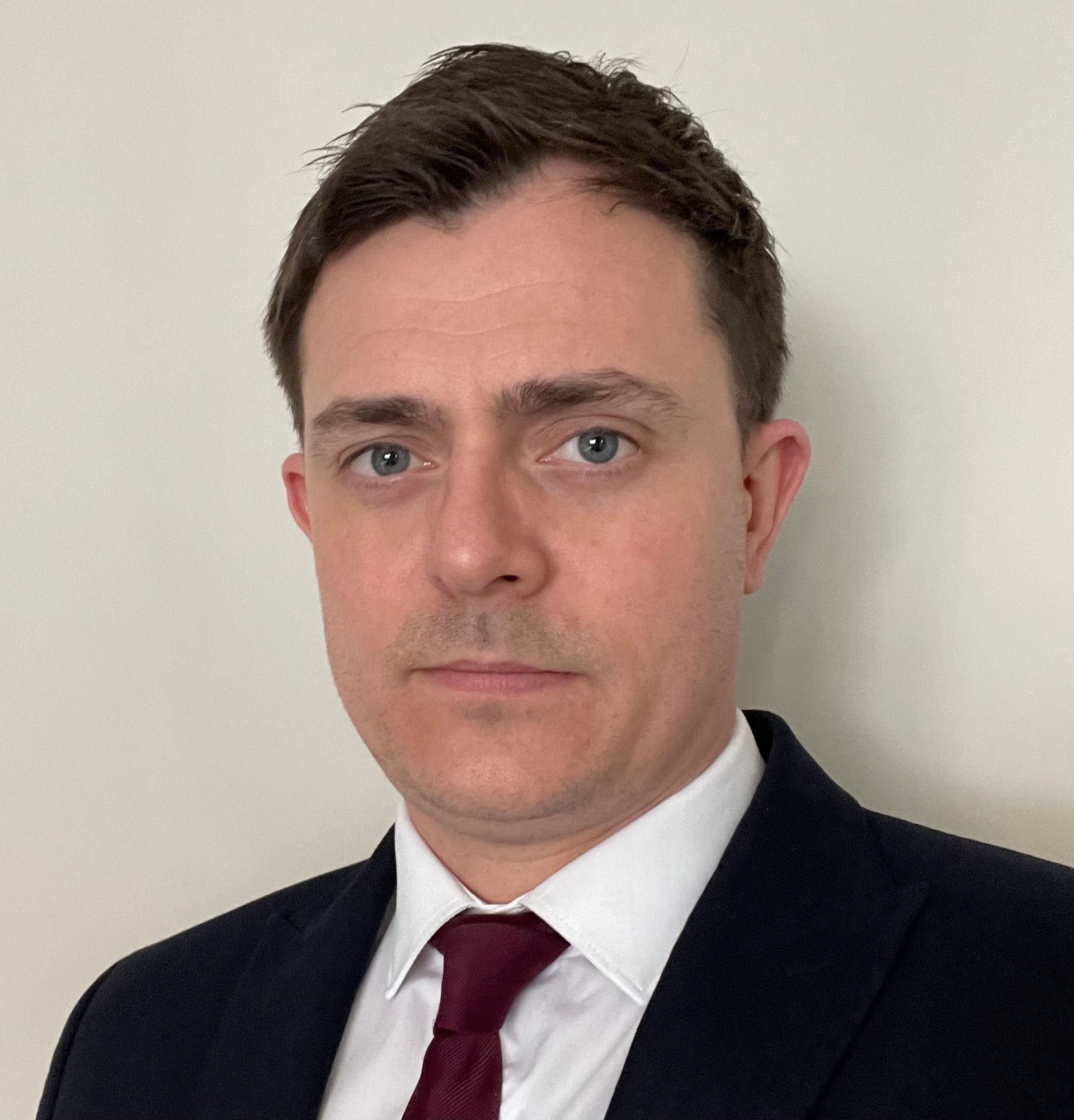 Daniel Jackson, executive chauffeur, executive chauffeur, luxury vehicles, limousines, London Luton, Stansted, Farnborough