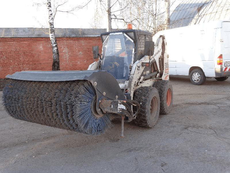 bruģis cena m2, smiltis, betona bloki, akmens bruģis.