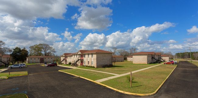 Kinsey Apartments - side exterior