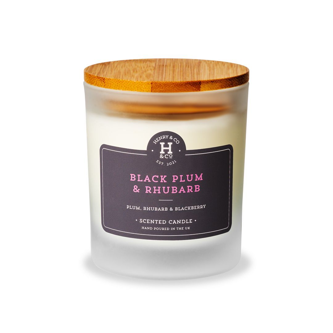 black plum & rhubarb scented candle