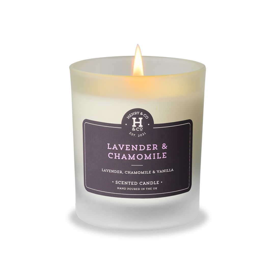 LAVENDER & CHAMOMILE SCENTED CANDLE LIT OUTLET