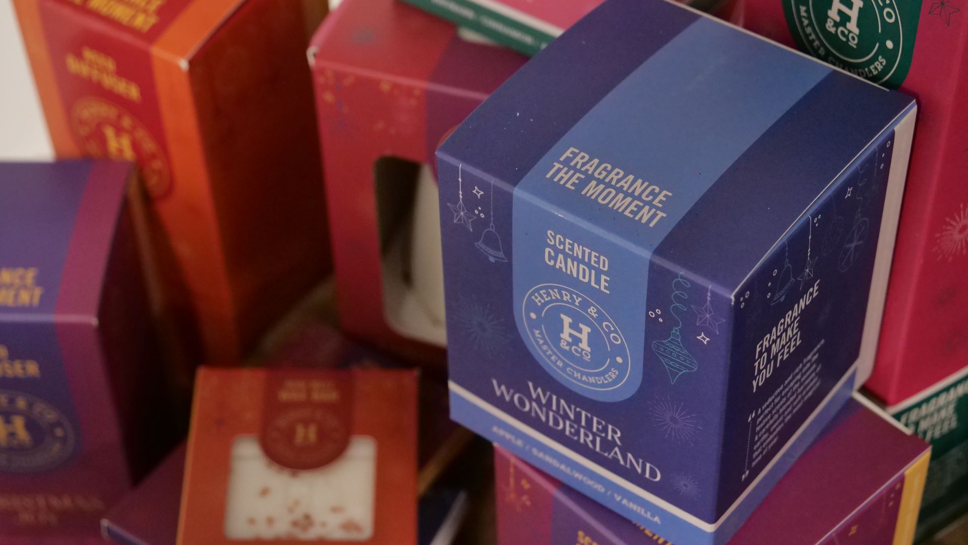 Christmas home fragrance collection