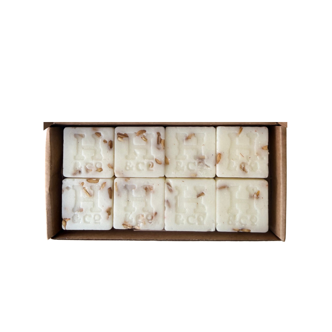 SOFT VANILLA BOX OF 8 WAX MELTS OPEN