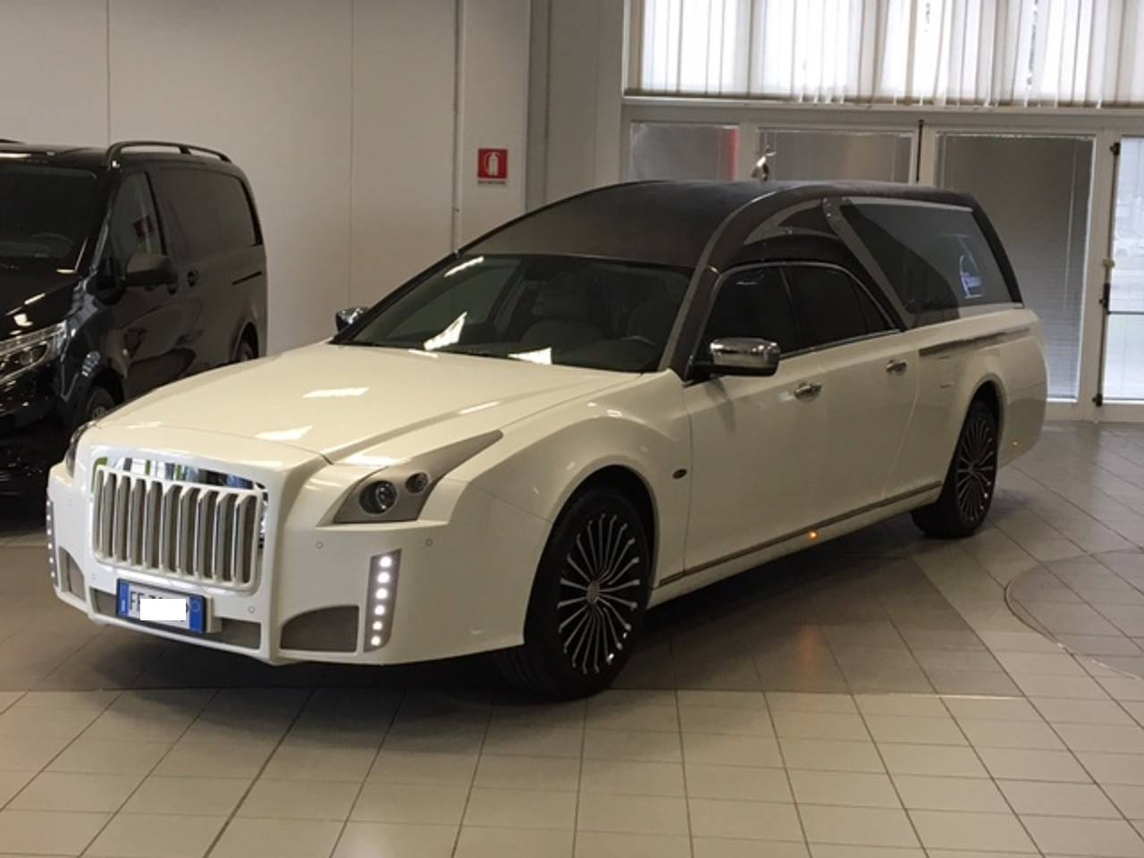 trasporto salma a mano