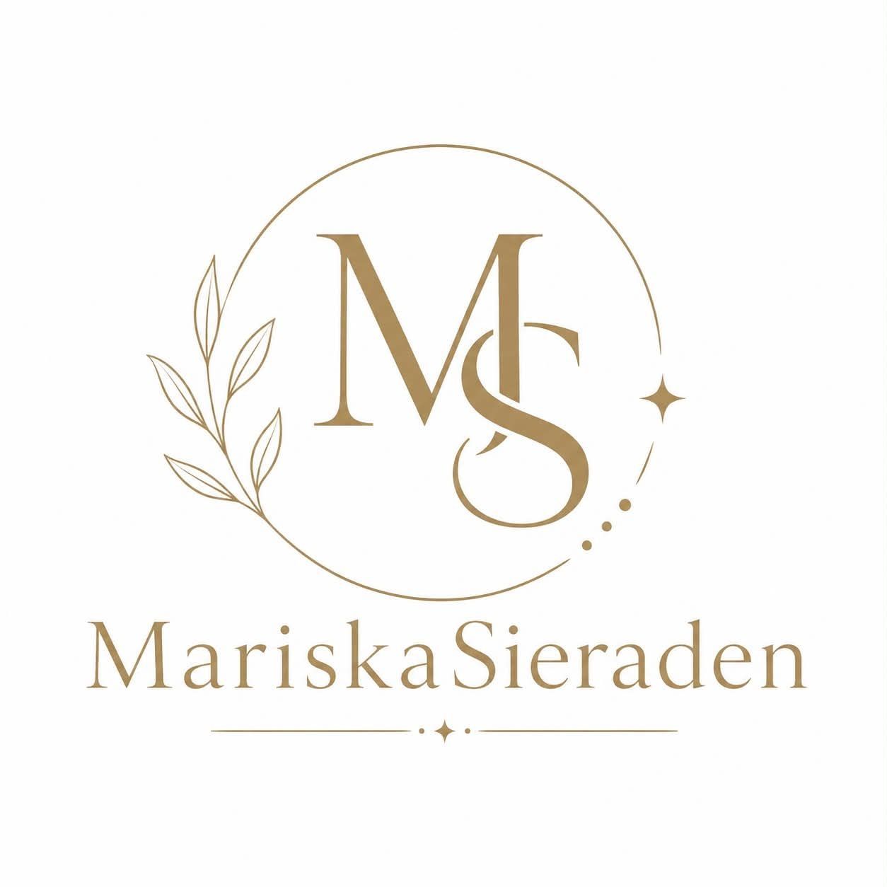 Gouden MS-monogramlogo met bloemenkrans en de naam MariskaSieraden eronder.