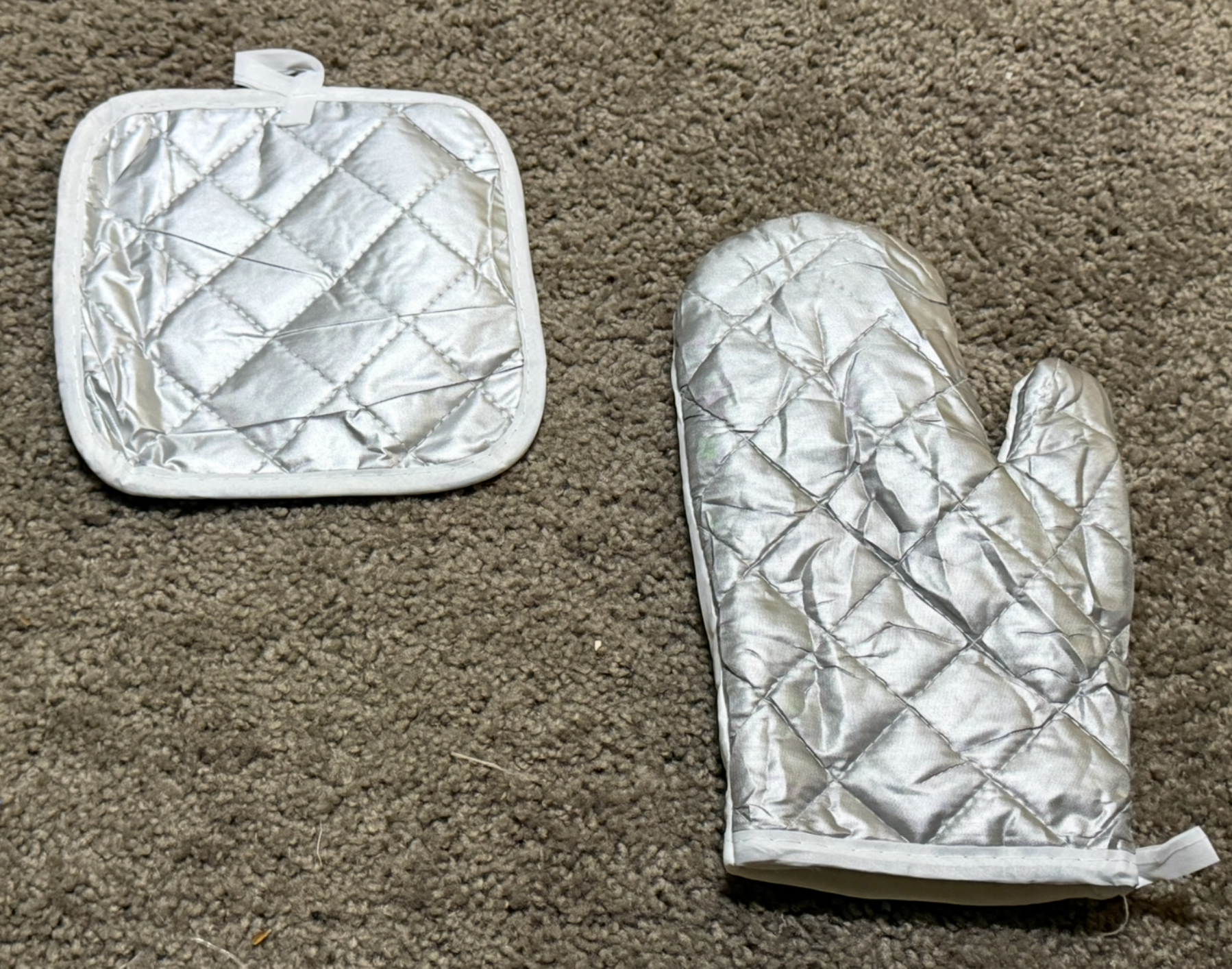 OVEN MITTS