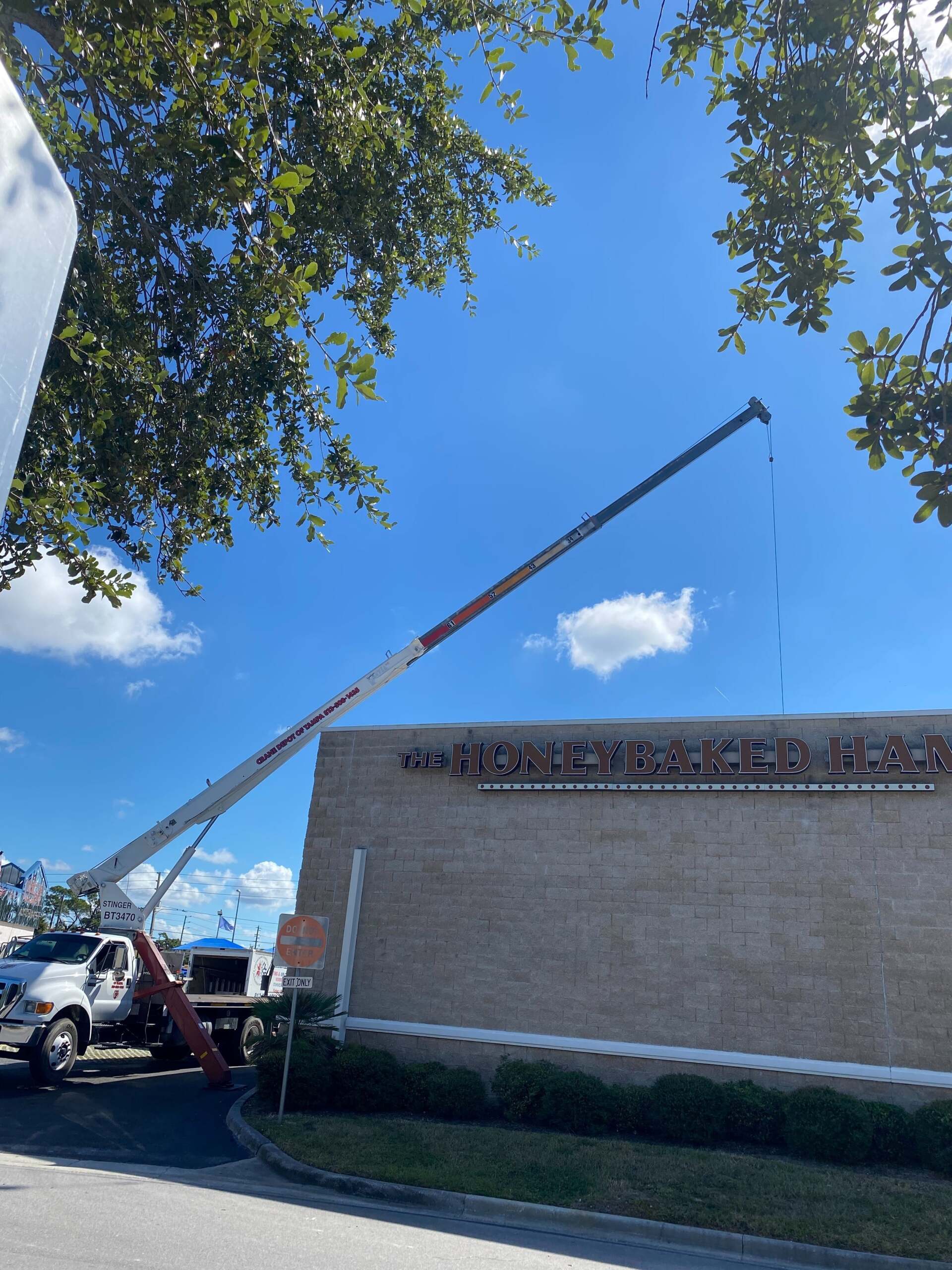 Commercial Crane Service