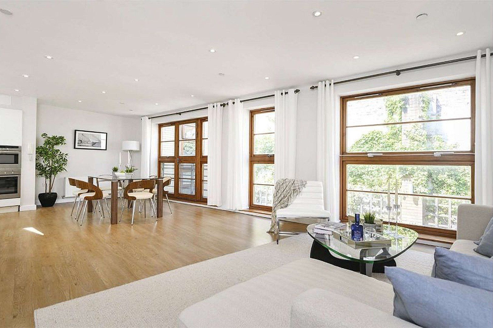 Livingroom and dining area interior design