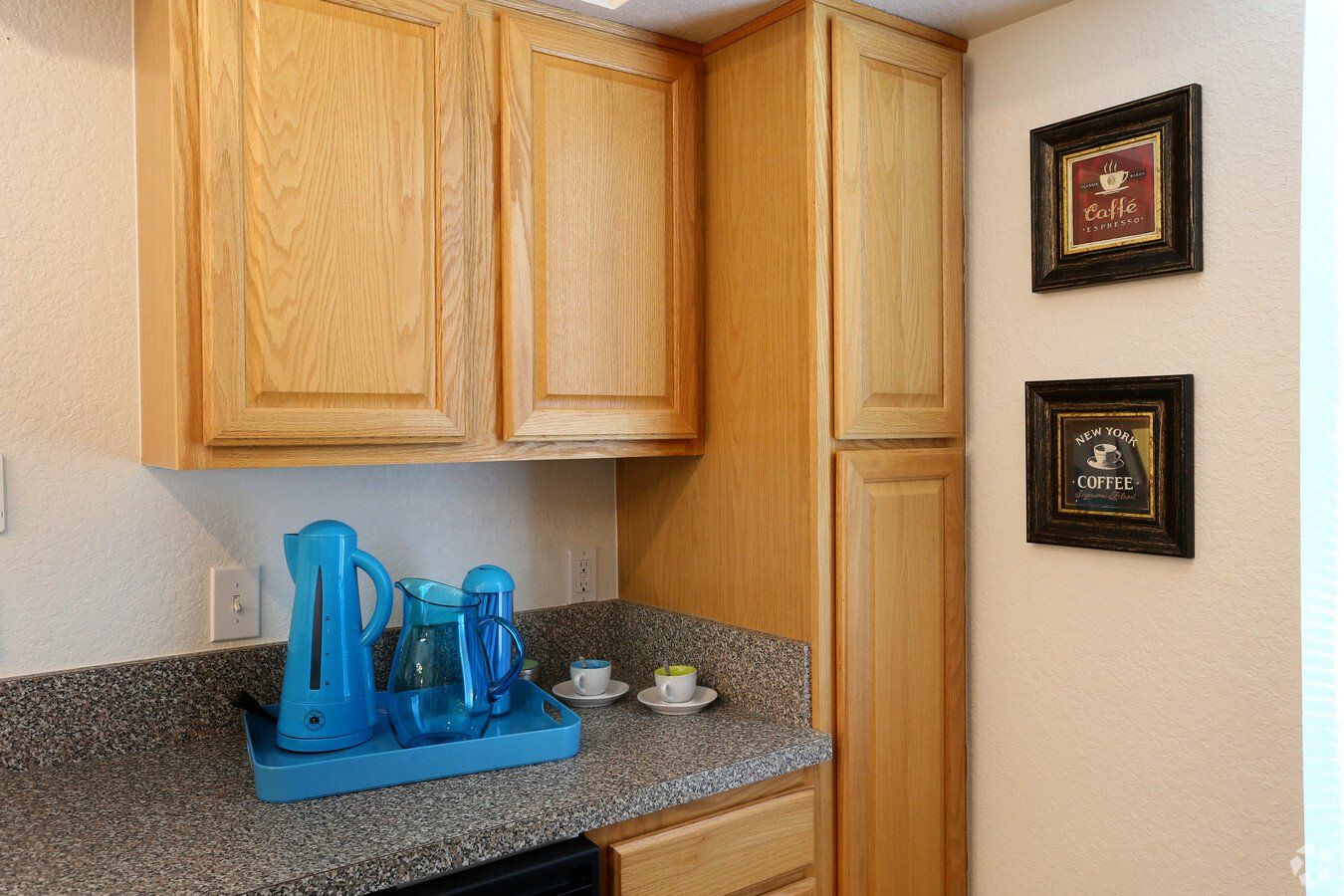 Twin oaks interior kitchen