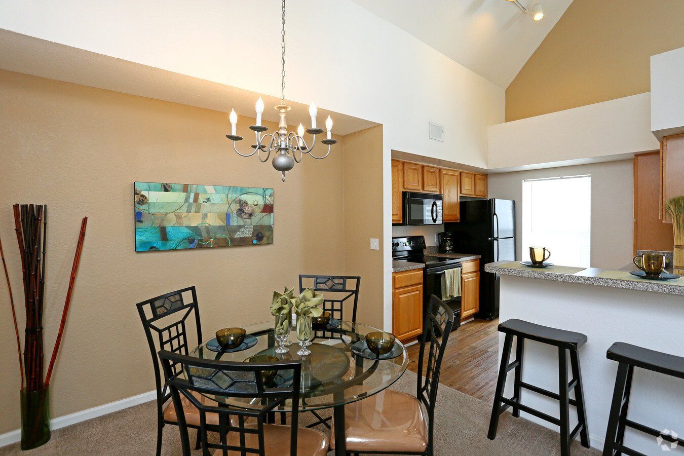 Twin oaks interior dining area and kitchen
