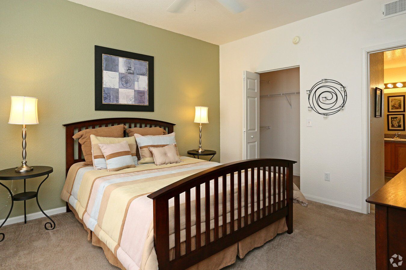 Twin oaks interior bedroom