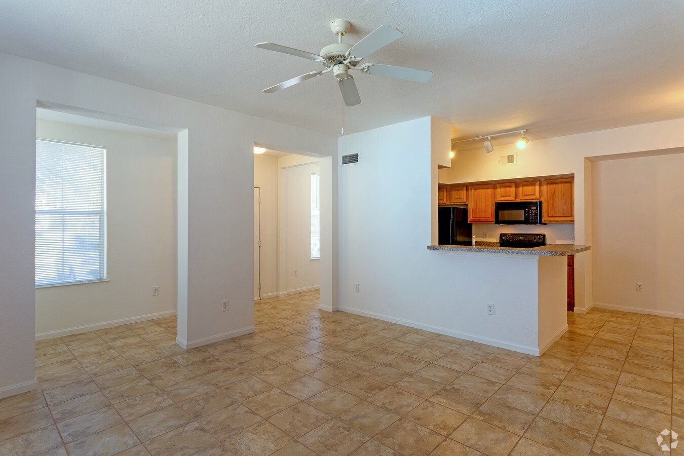 Twin Oaks interior kitchen