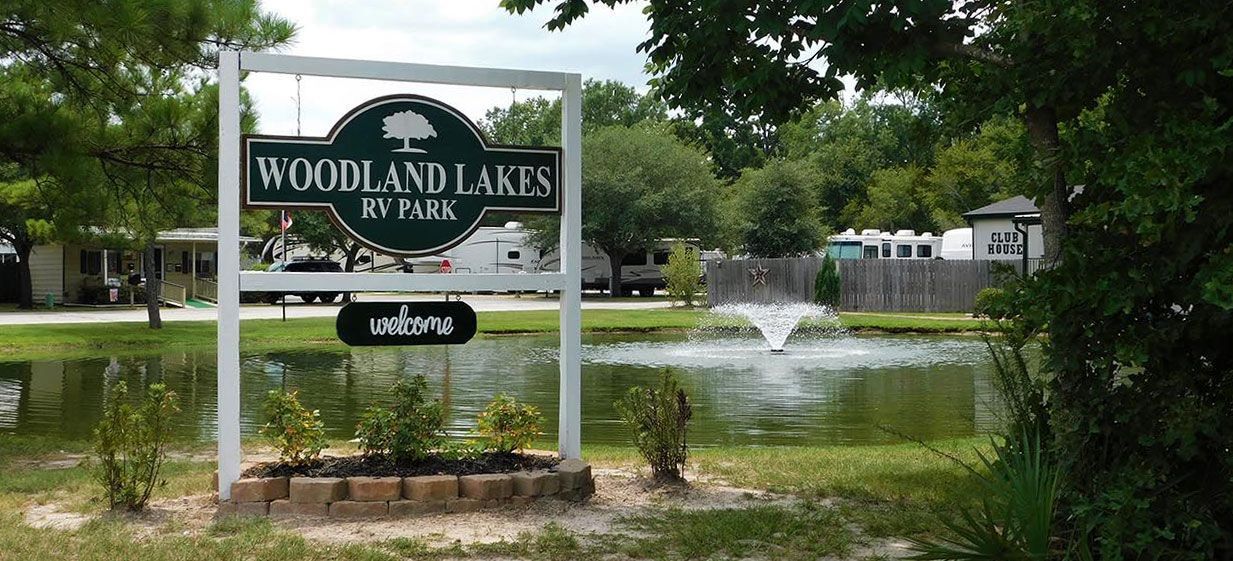 Woodland Lakes RV Park RV park in Conroe, TX (photo 4)