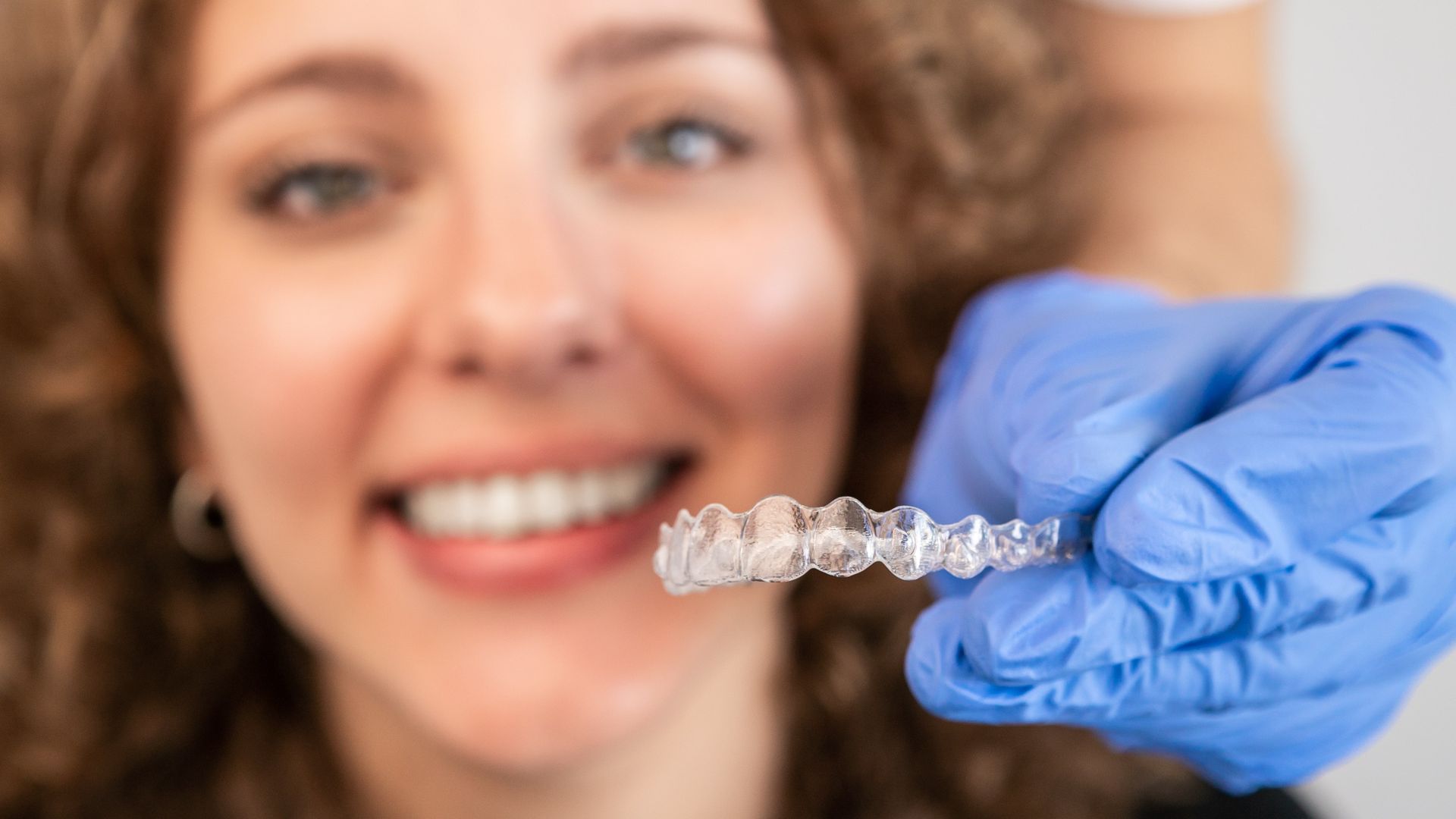 orthodontic clear aligners