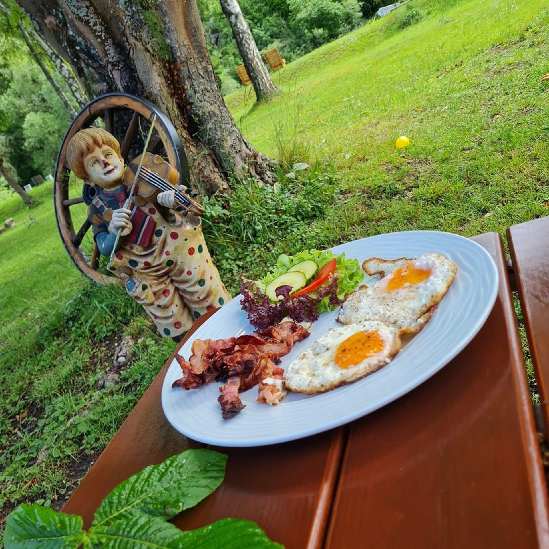 Strammer Max, Biergarten Gasthaus zur Au in Scheer an der Donau