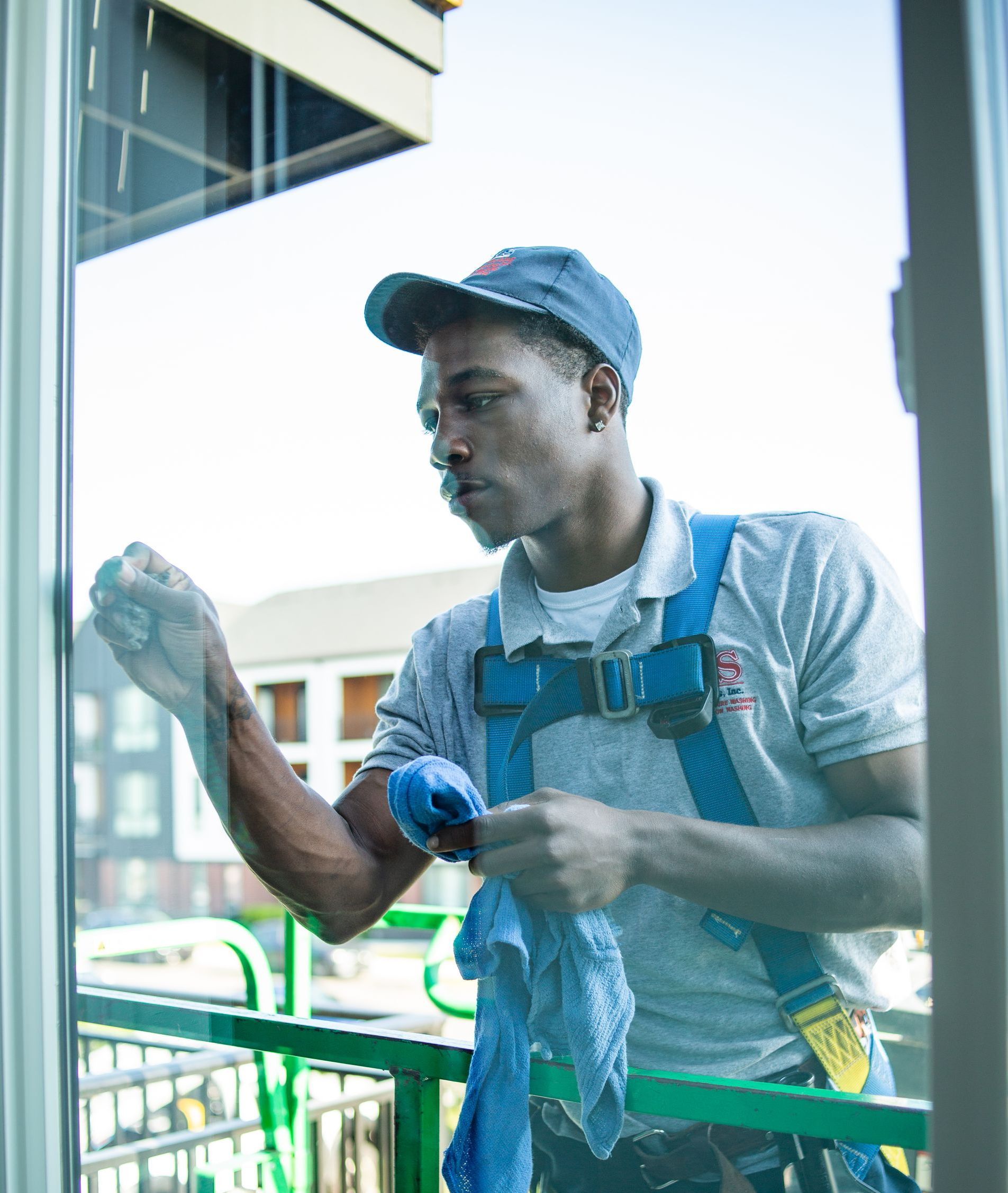 expert window washing