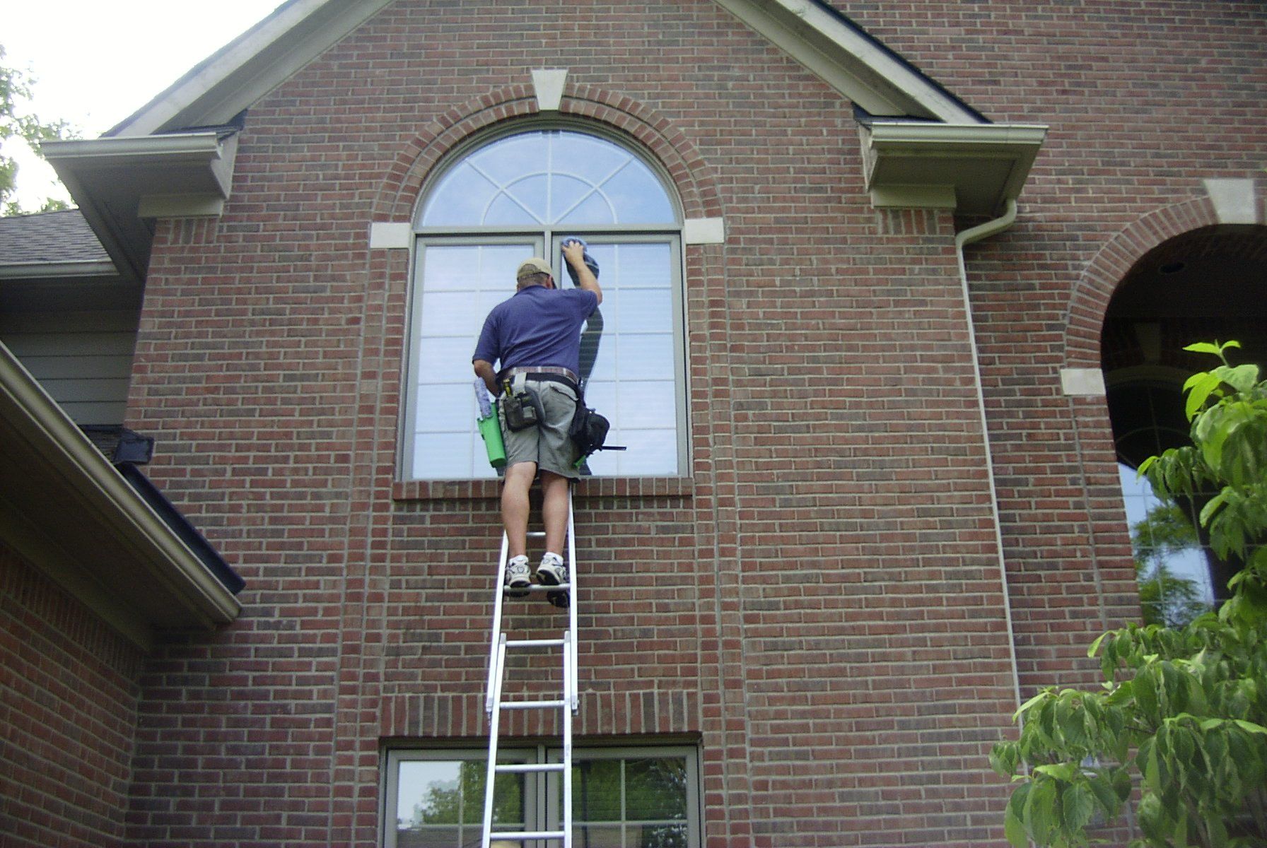 Professional Window Washing Oakland County Michigan
