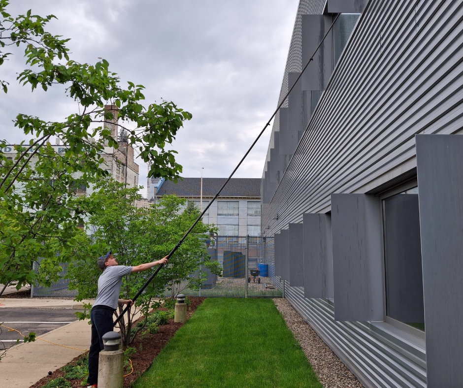 Image of G&S washing commercial windows.