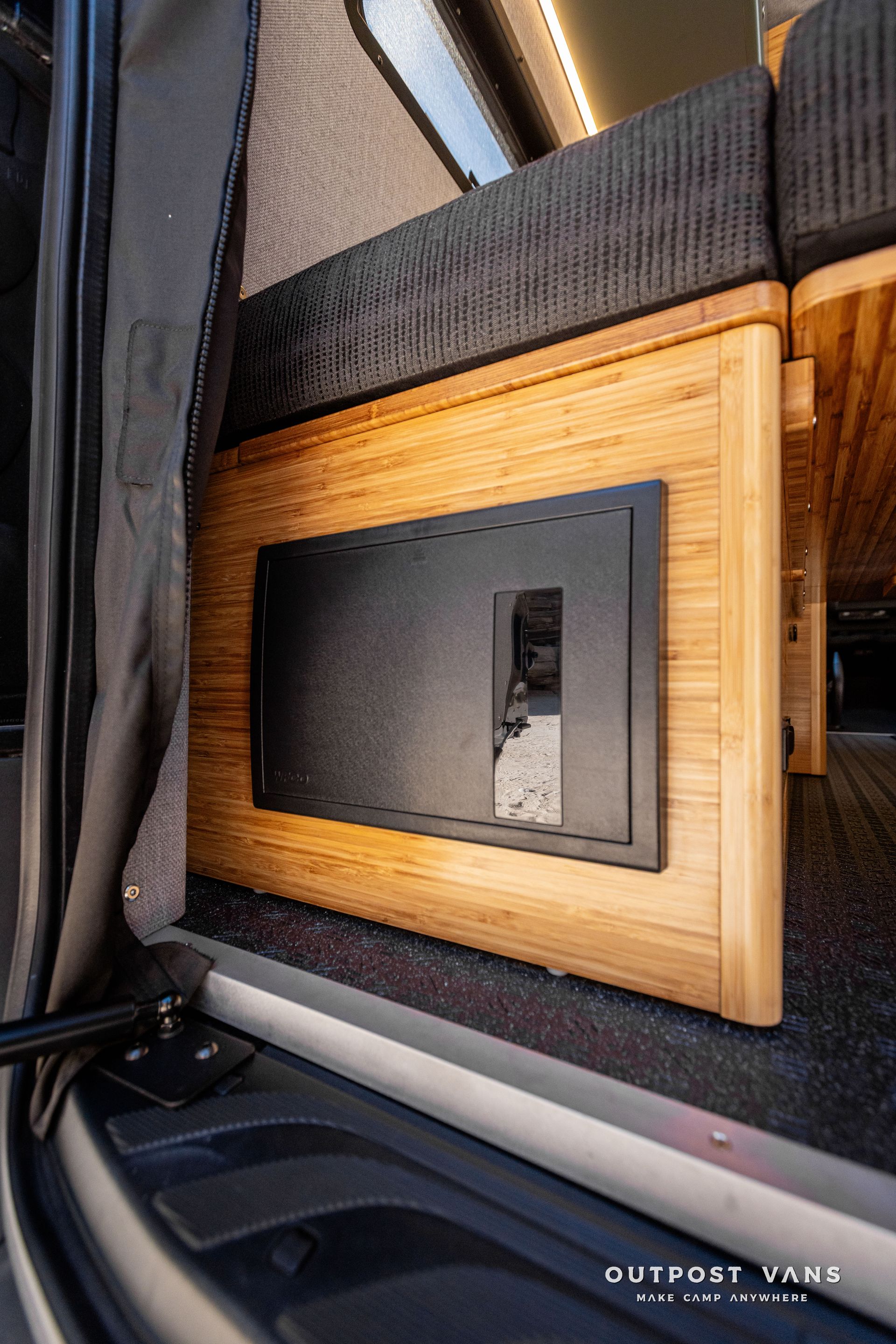 camper van ac/dc distribution panel