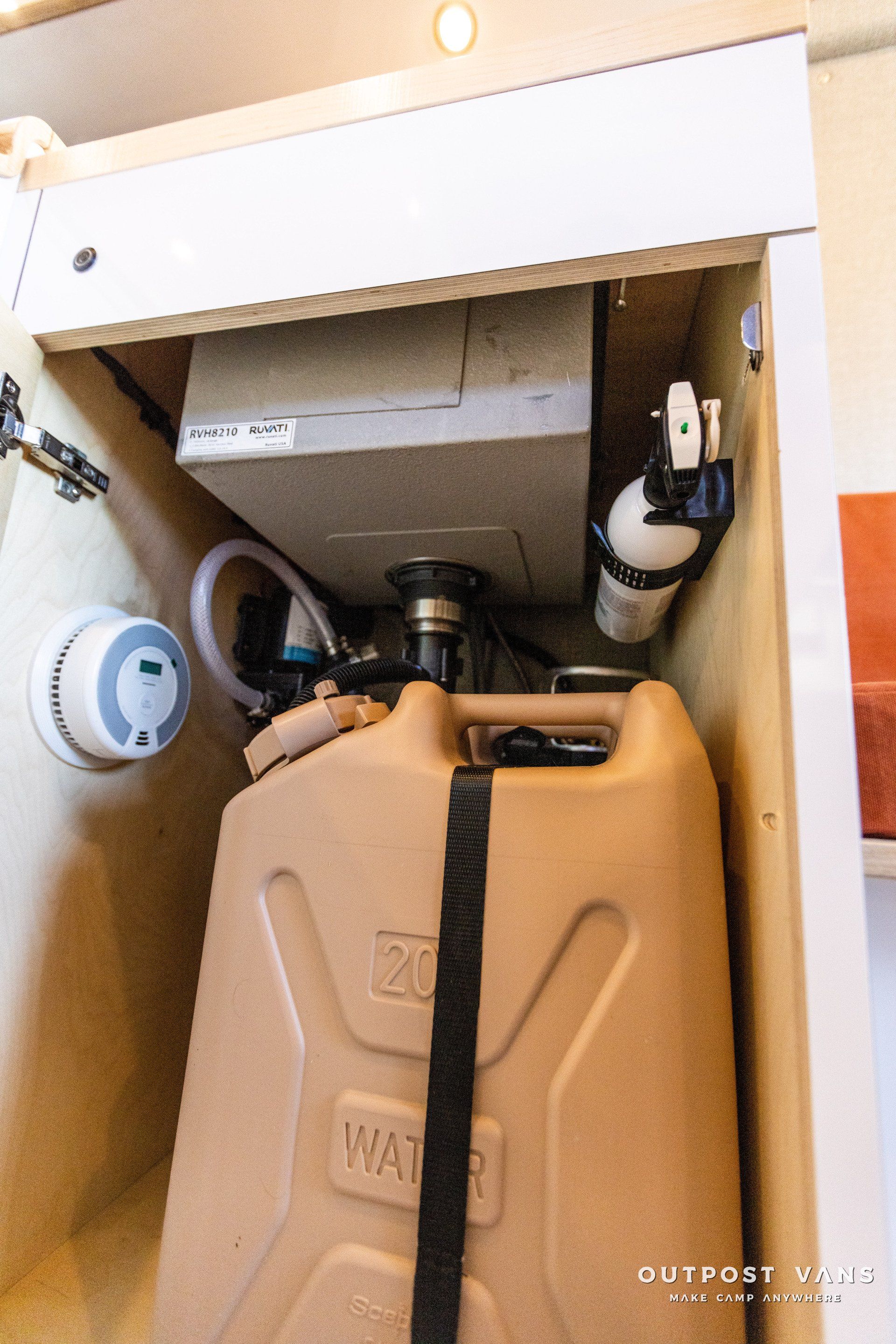a jerry can with the word water on it