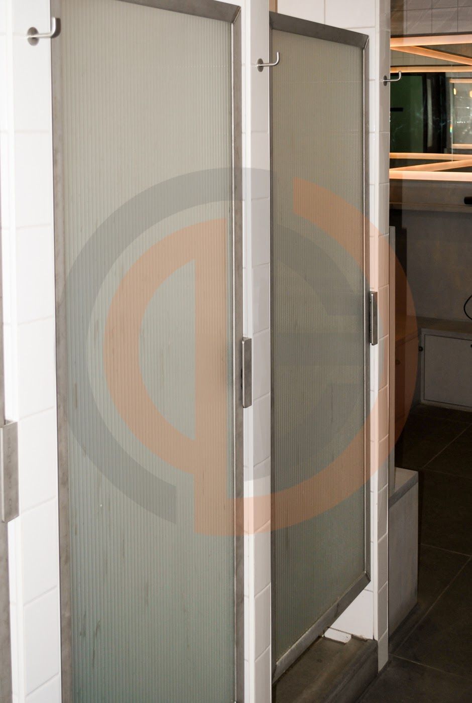 BLOK GYM HACKNEY - Shower screen