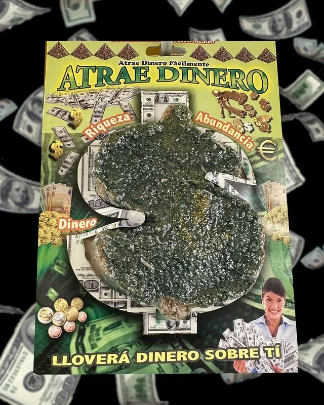 Dollar sign shaped object with